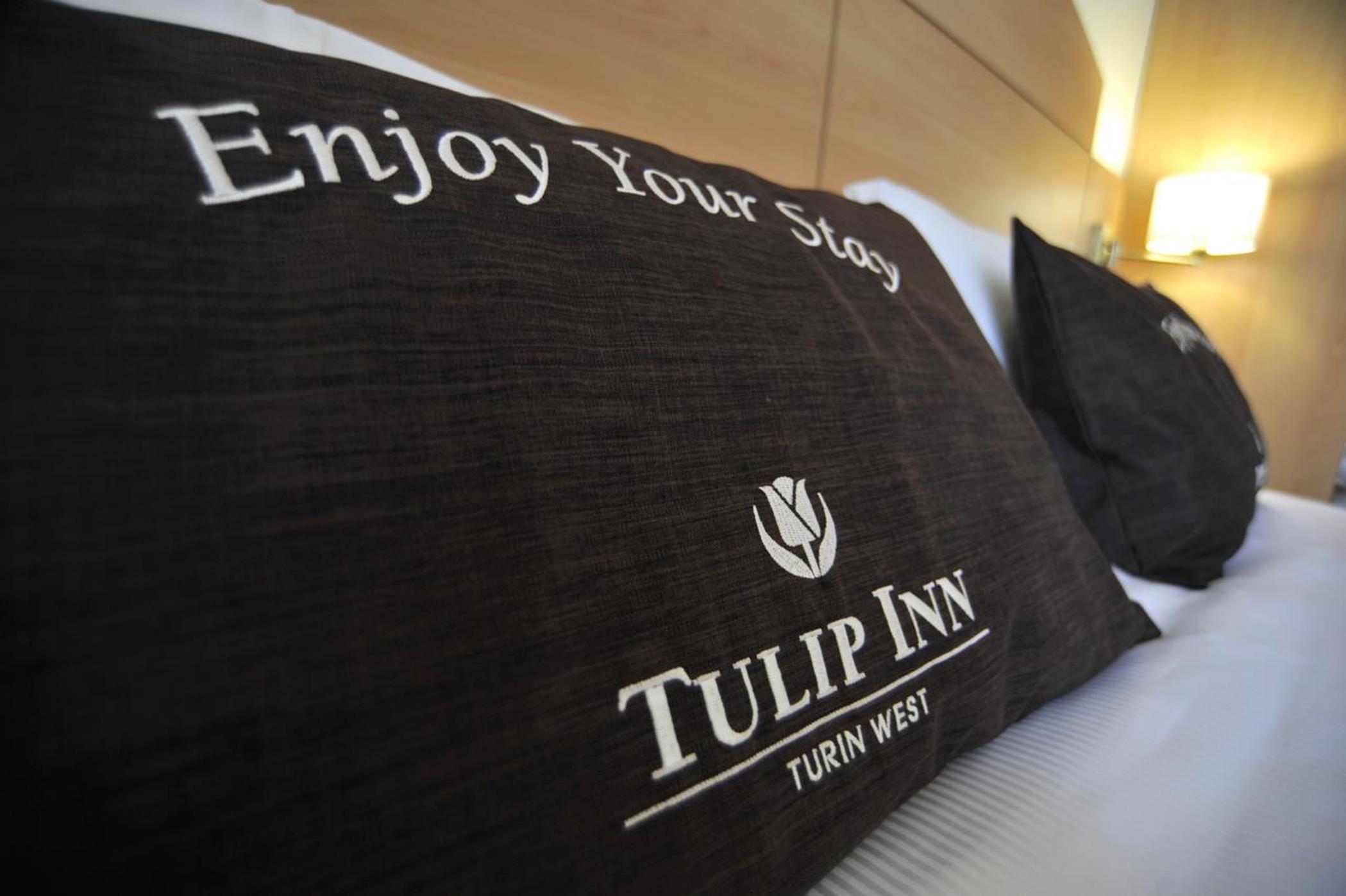 Tulip Inn Turin West Rivoli Exterior foto