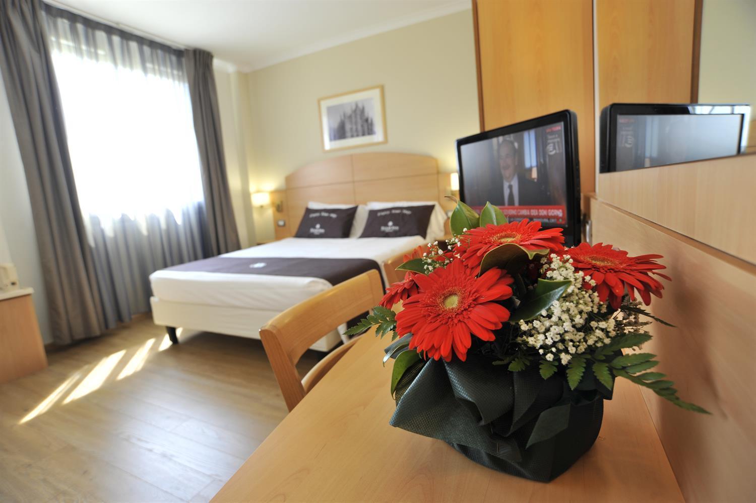 Tulip Inn Turin West Rivoli Exterior foto