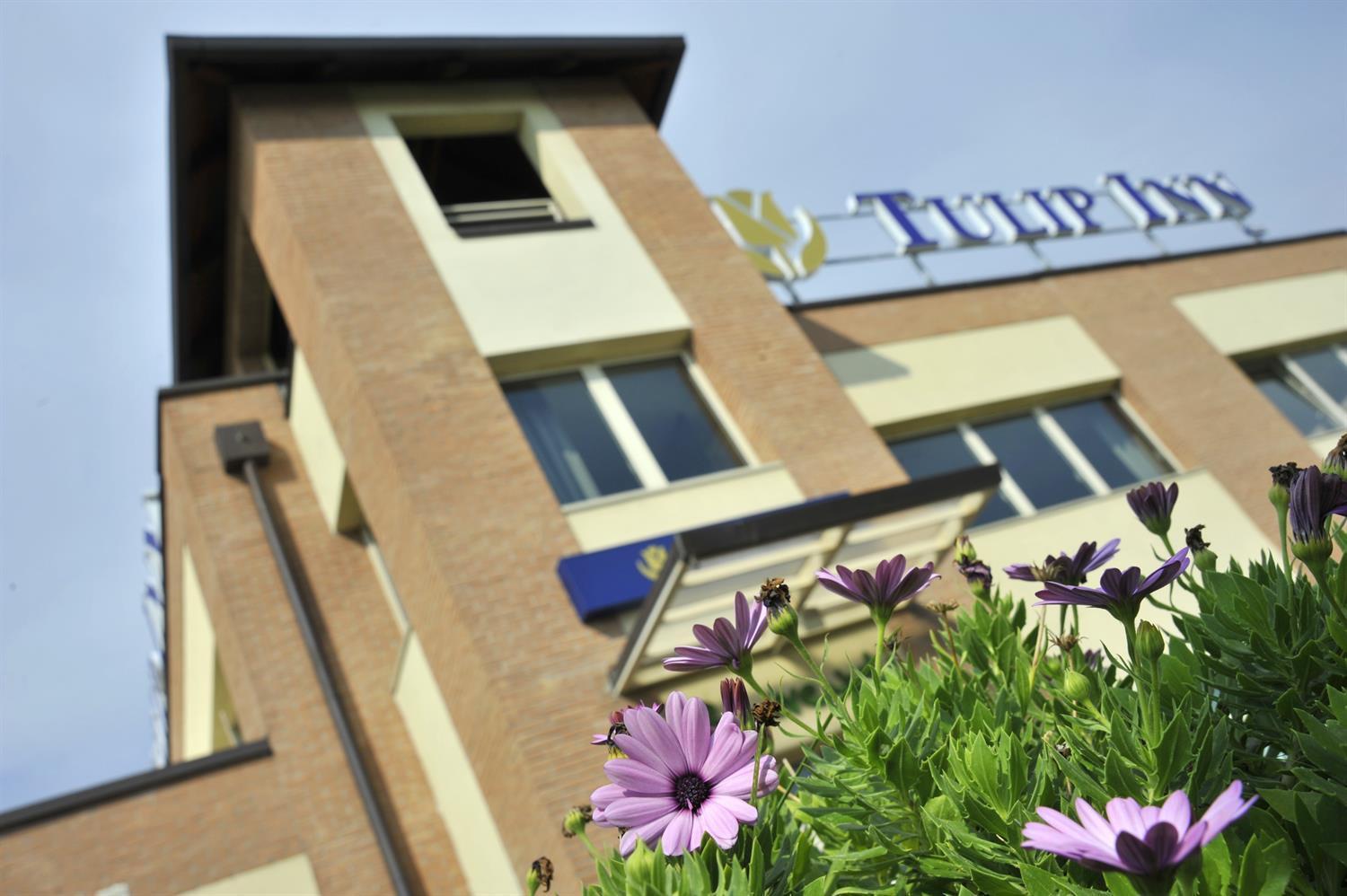 Tulip Inn Turin West Rivoli Exterior foto