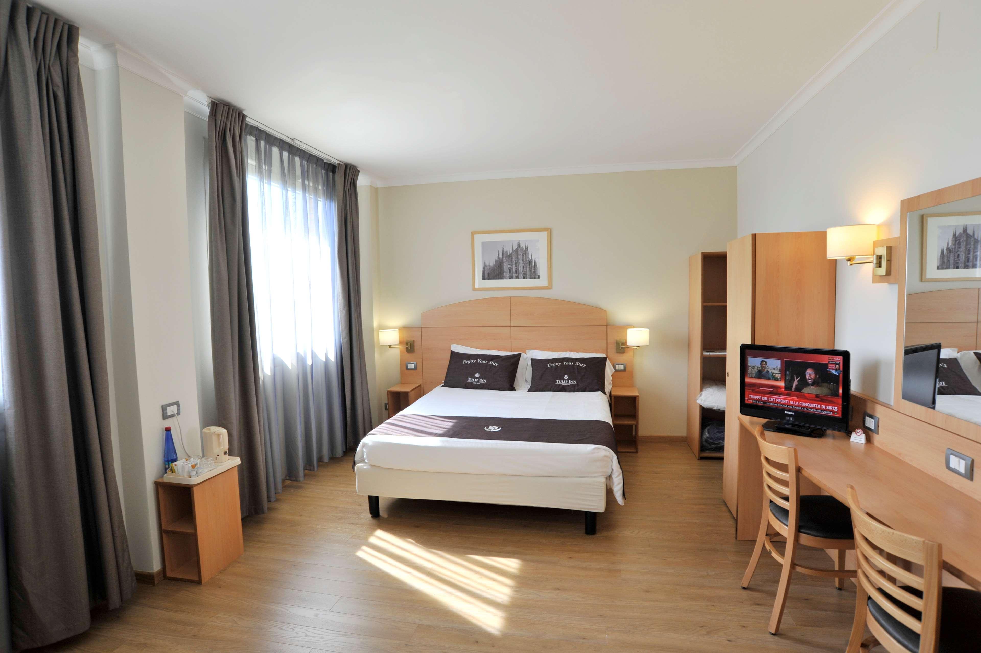 Tulip Inn Turin West Rivoli Exterior foto