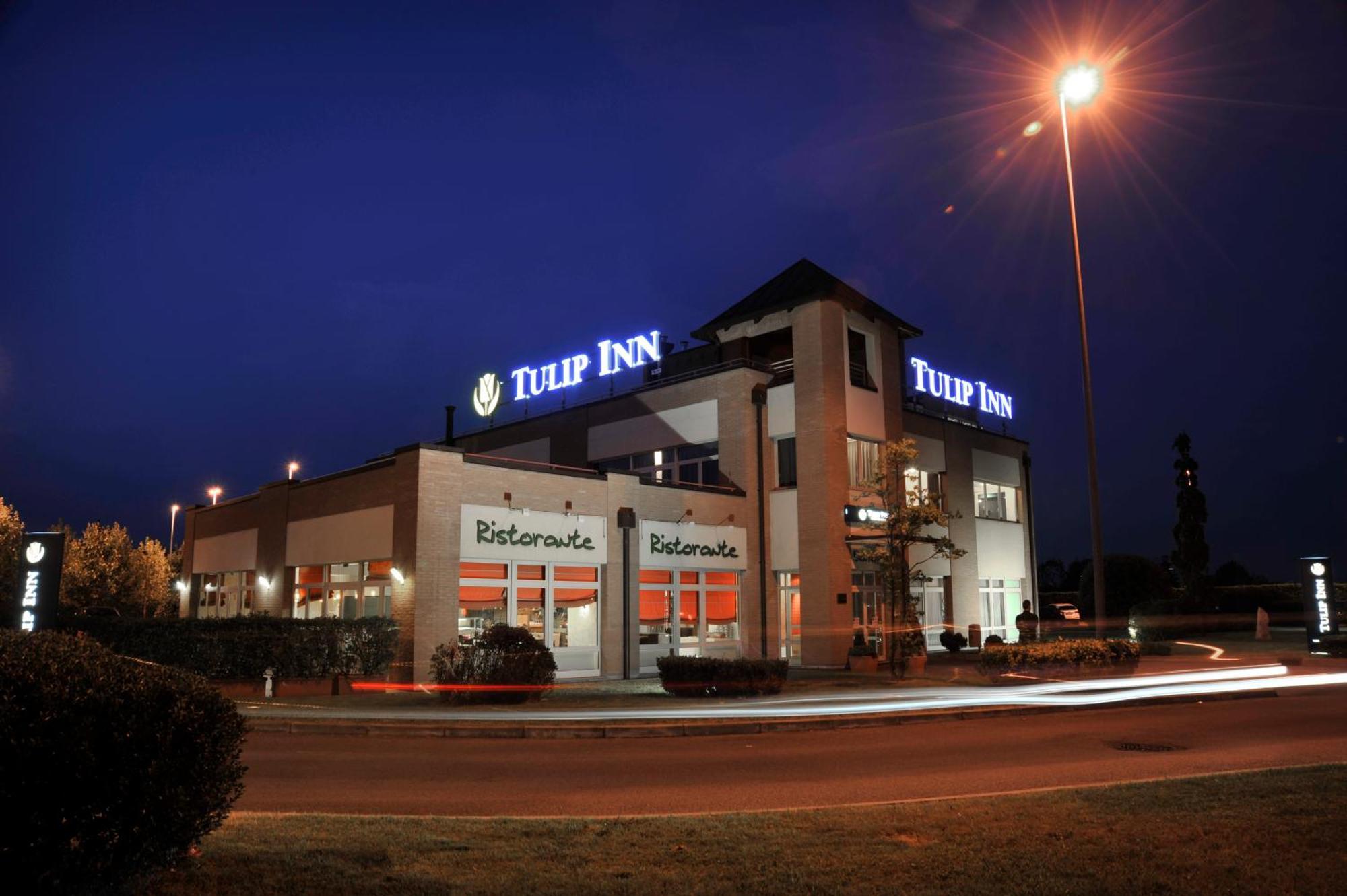 Tulip Inn Turin West Rivoli Exterior foto